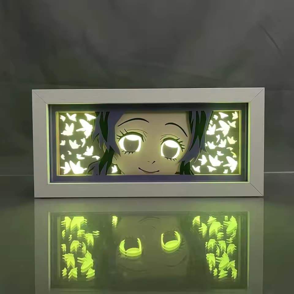 Shinobu Kochou anime -valolaatikko, jossa on vihreä LED -valaistus ja pehmeä hehku heijastus