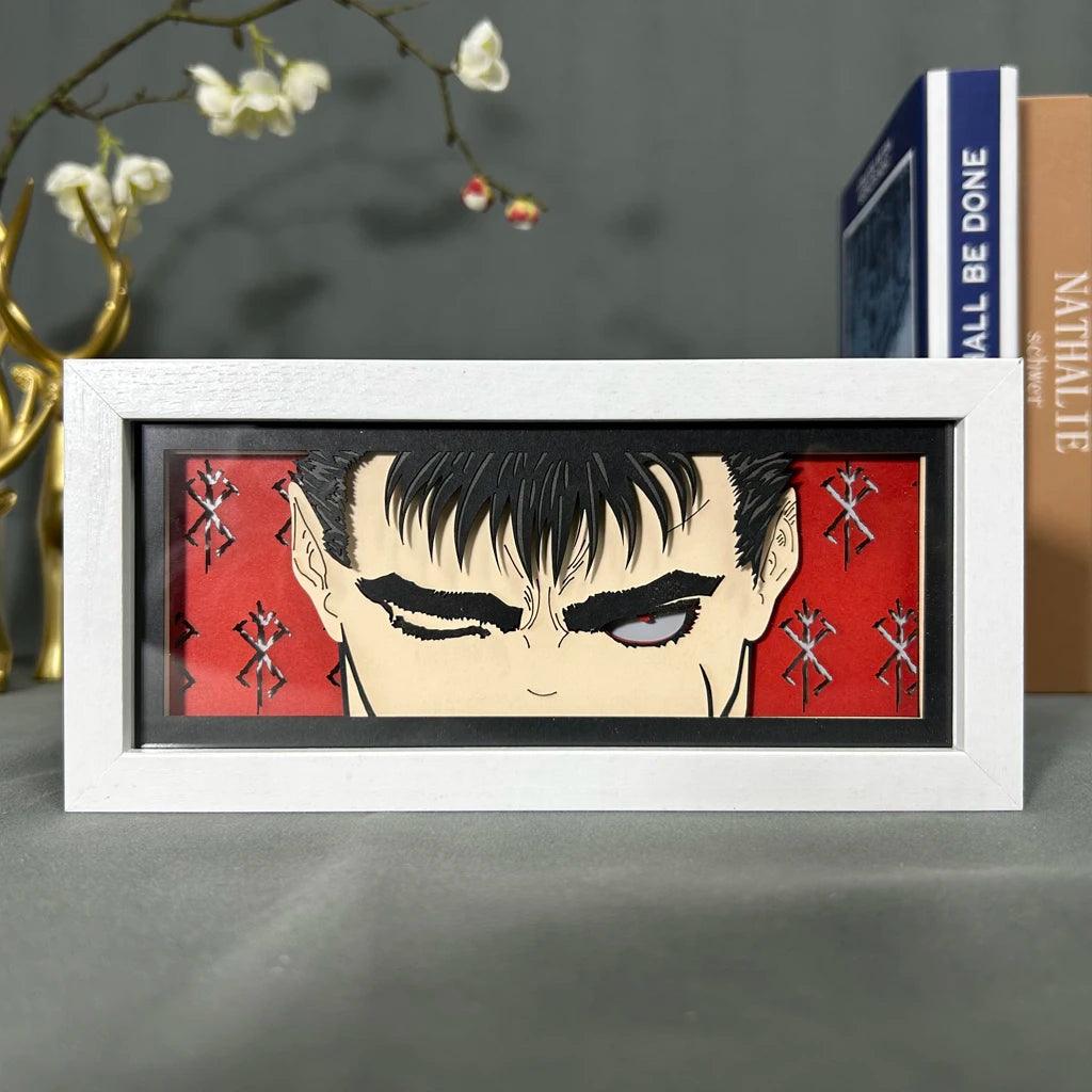 Berserk Guts Black Swordsman Anime Light Box by Myanimelightbox ، عرض ، في إطار أبيض مع خلفية زخرفية