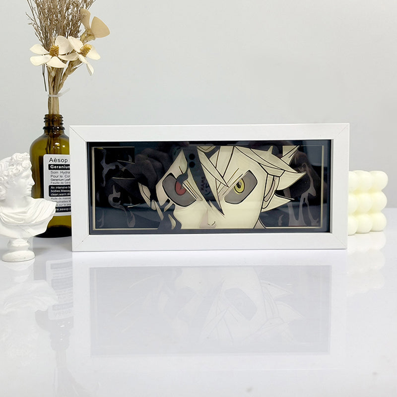 Black Clover Asta Anti Magic Anime Light Box by Myanimelightbox, dipaparkan, dalam bingkai putih dengan latar belakang hiasan
