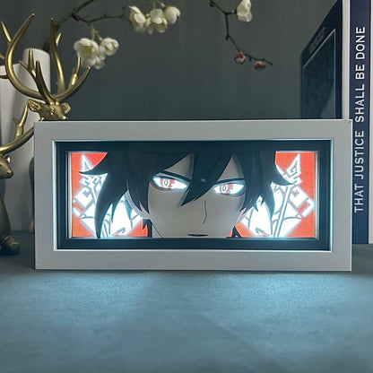Genshin Impact Zhongli Anime Light Box gloeit met licht aan, kamerlichten zichtbaar, door MyanimelightBox