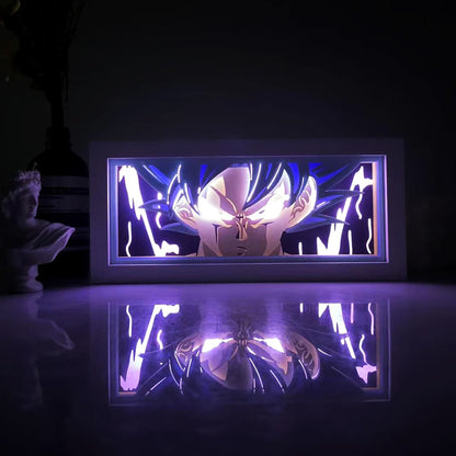 Goku Super Saiyan Purple Anime Light Box od Myanimelightbox, zářící v temné místnosti, dramatické osvětlení
