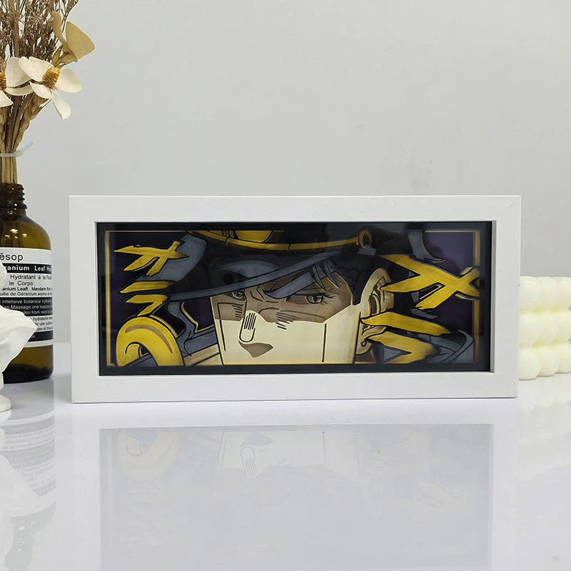 Petualangan JoJo&#39;s Bizarre Jotaro Star Platinum Anime Light Box by Myanimelightbox, dipaparkan, dalam bingkai putih dengan latar belakang hiasan
