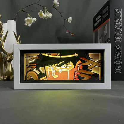 Kotak cahaya anime pelik Jojo bersinar dengan cahaya, lampu bilik kelihatan, oleh myanimelightbox