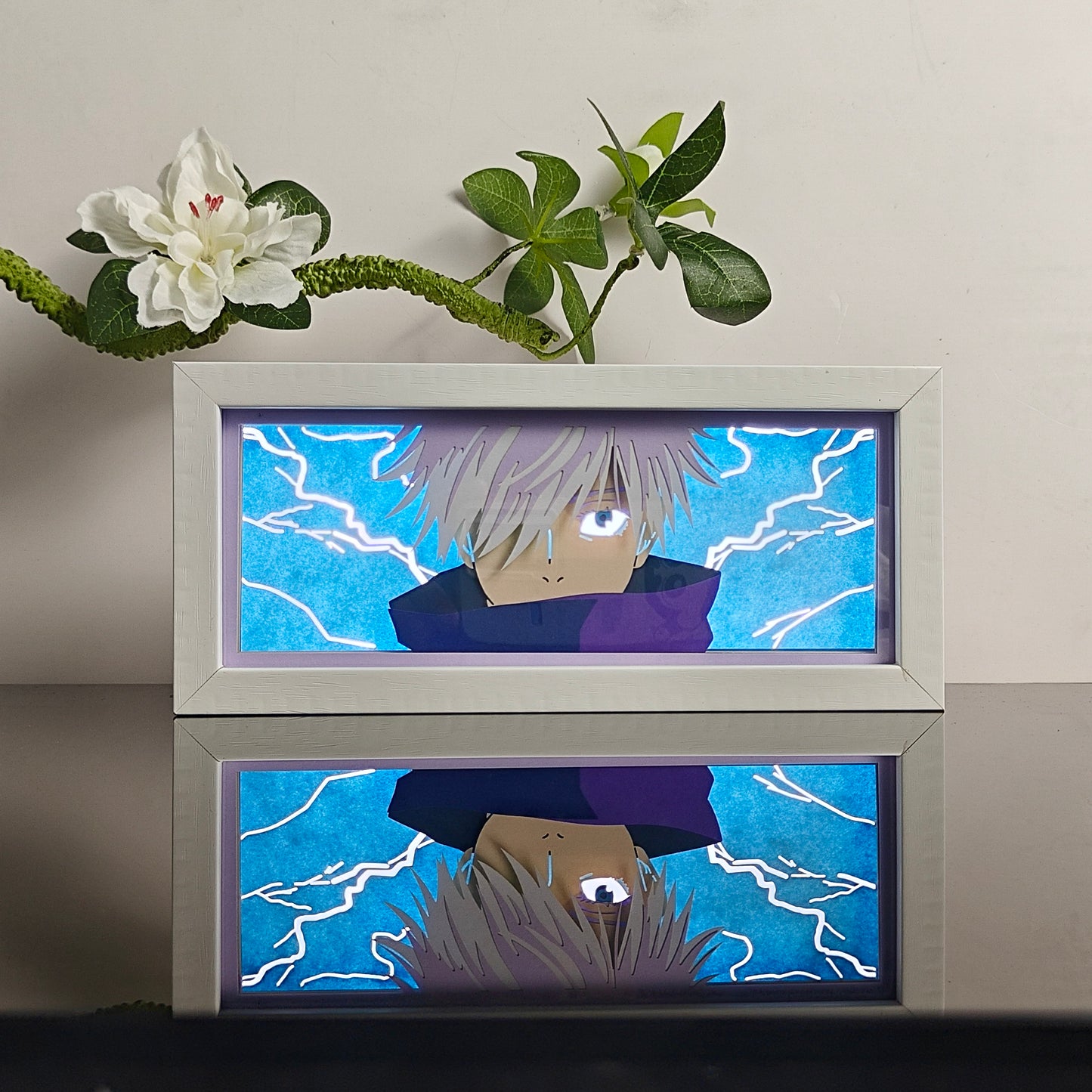 Jujutsu Kaisen Gojo anime Light Box van MyanimelightBox, ingeschakeld met omgevingslicht
