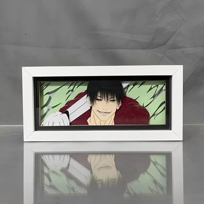 Jujutsu Kaisen Toji Fushiguro Anime Light Box od Myanimelightbox, displej, v bílém rámu s ozdobným pozadím
