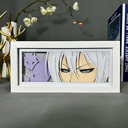 Kamisama Kiss Tomoe Anime Light Box oleh MyAnimelightbox, dipaparkan, dalam bingkai putih dengan latar belakang hiasan
