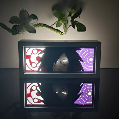 Naruto Madara Anime Light Box od Myanimelightbox, zářící v temné místnosti, dramatické osvětlení
