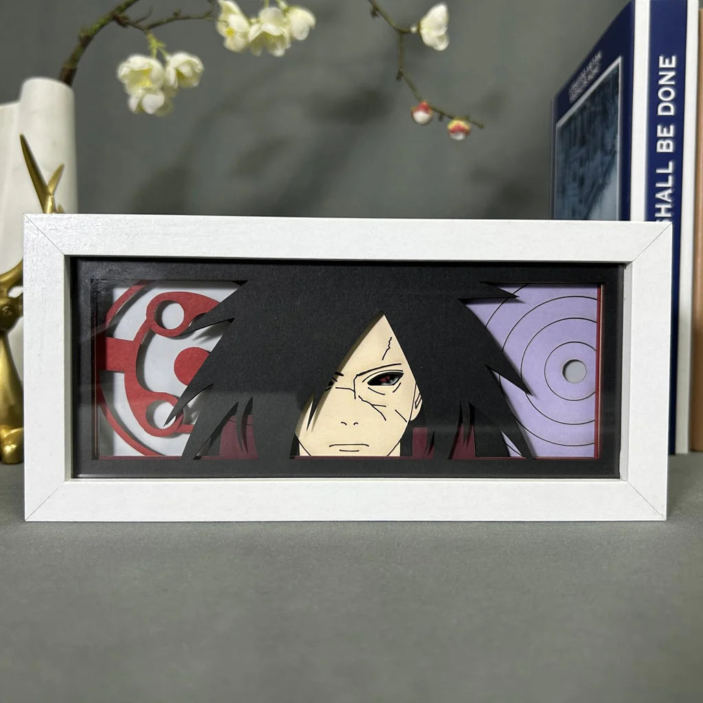 Naruto Madara Anime Light Box od Myanimelightbox, zobrazení, v bílém rámu s ozdobným pozadím