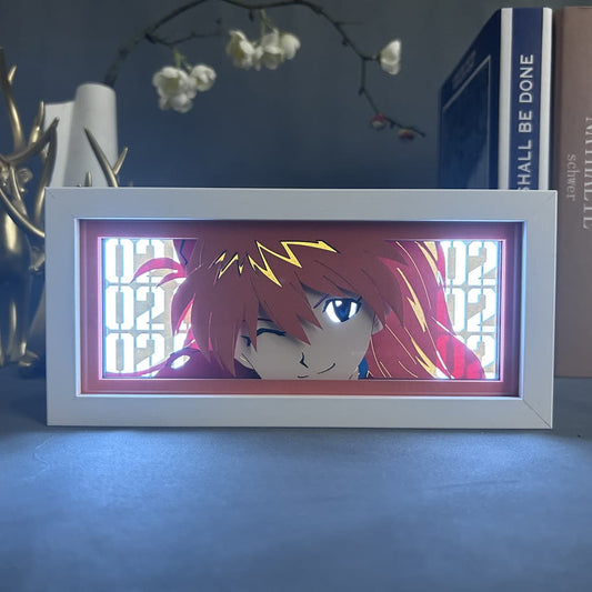 Neon Genesis Evangelion Asuka Light Box oleh Myanimelightbox, dihidupkan dengan cahaya bilik ambien
