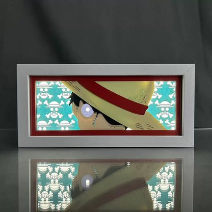 One Piece Luffy Salute Anime Light Box by MyanimelightBox, ligado com luz da sala ambiente
