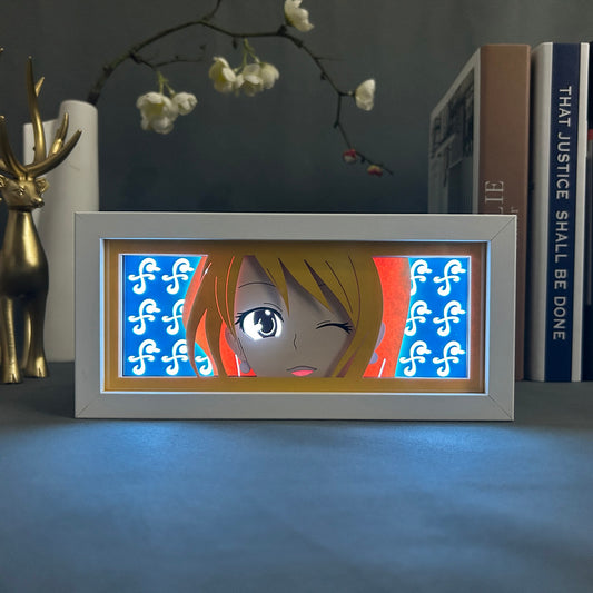 One Piece Nami Anime Light Box oleh MyAnimelightBox, dihidupkan dengan cahaya bilik ambien
