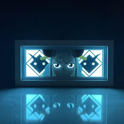 One Piece Yamato Anime Light Box od Myanimelightbox, zářící v temné místnosti, dramatické osvětlení
