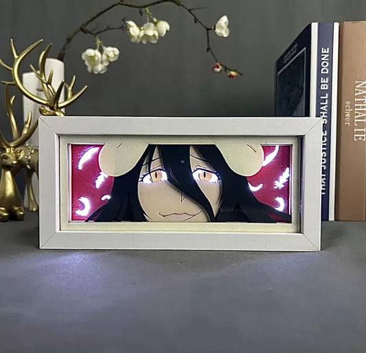 Overlord Albedo Anime Light Box od MyanimelightBox, zapnutý s lehkým okolním pokojem