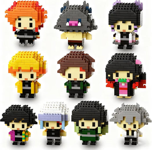 Demon Slayer anime miniblokkifiguurisetti eristetty valkoisella taustallaDemon Slayer anime miniblokkifiguurisetti eristetty valkoisella taustalla