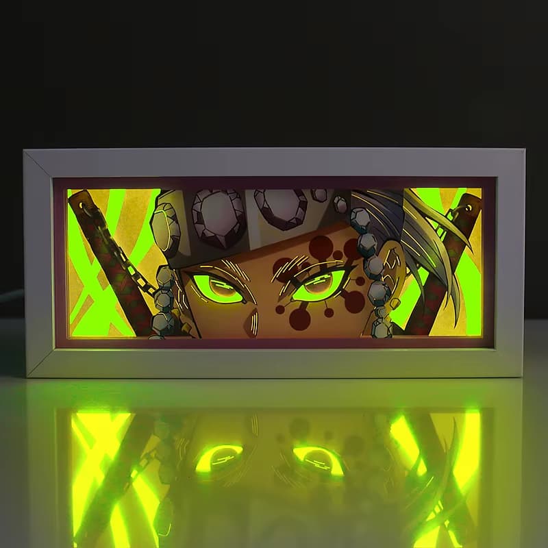 Světelná skříňka Demon Slayer Tengen Uzui osvětlená žlutě s viditelnými meči

