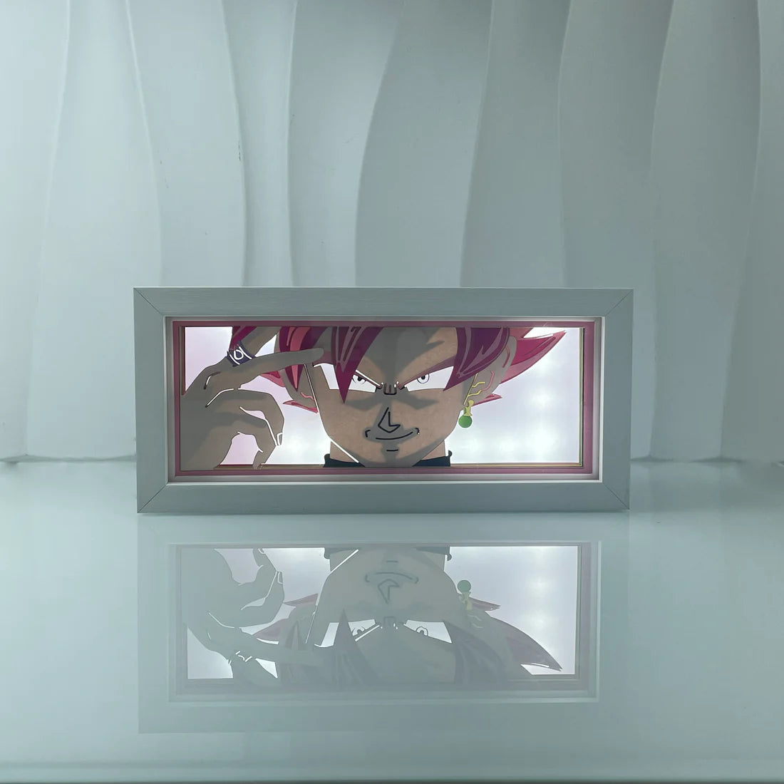 Dragon Ball Super Goku Black Light Box – handgefertigte Anime-Lampe mit Goku Black mit rosa Haaren und selbstbewusstem Grinsen