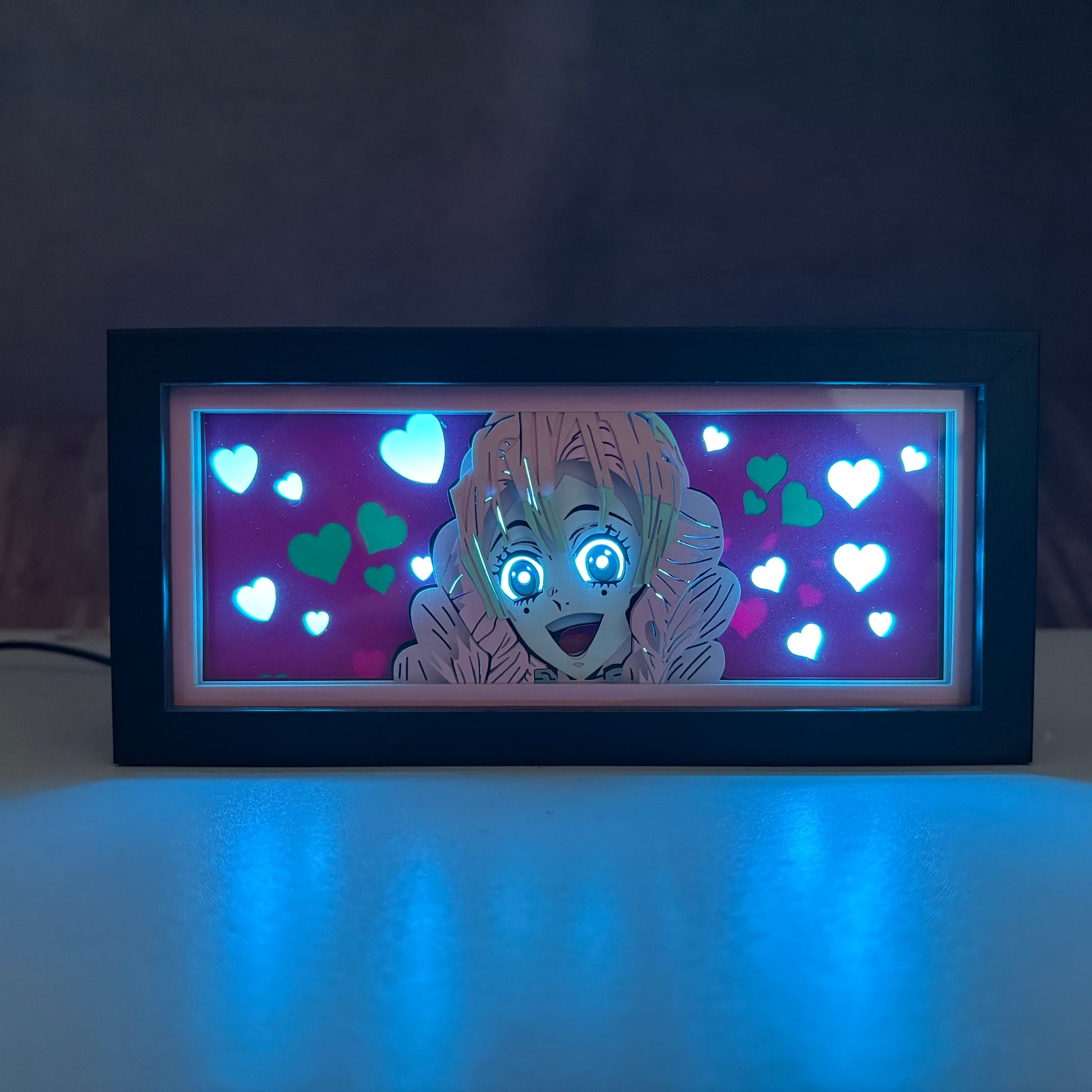 Demon Slayer Mitsuri Kanroji -valolaatikko monivärisillä LED-tehosteilla