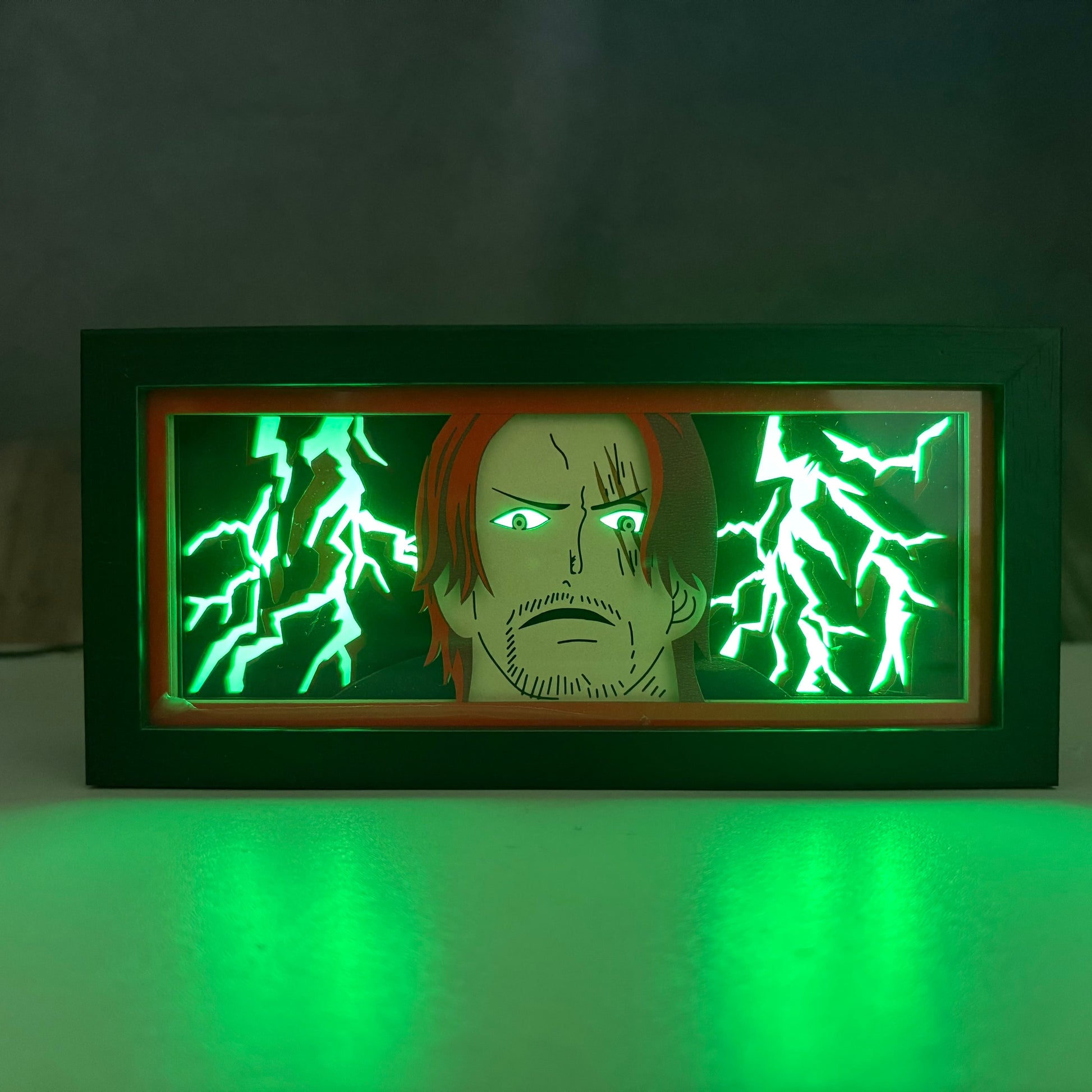 One Piece Shanks Conquerorin Haki-valolaatikko, jossa on vihreä salama ja kustomoitu anime-LED-varjolaatikko