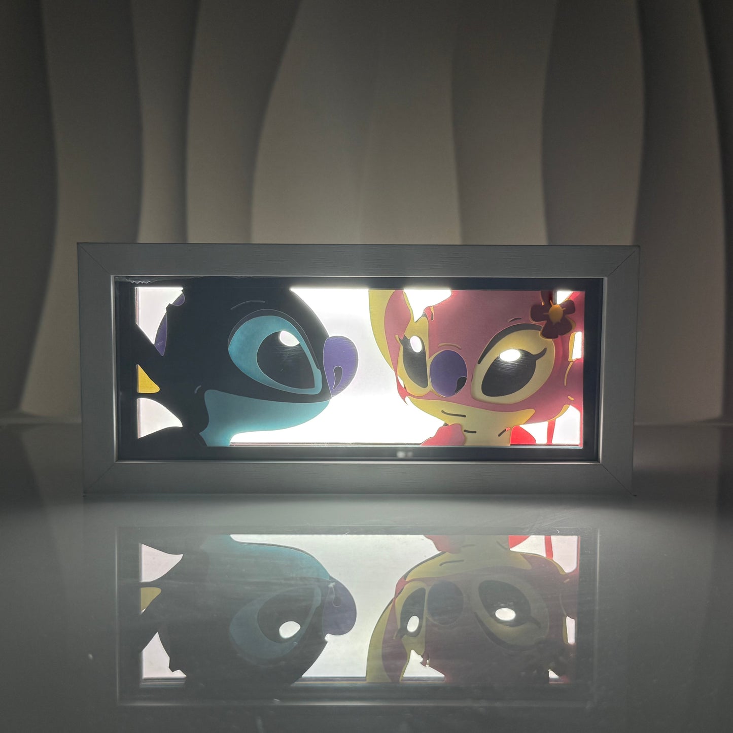 LED světelný box Stitch and Angel zářící romantický design bytové dekorace