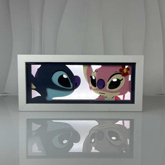 Seni dinding kotak cahaya LED berlapis 3D gaya anime Stitch dan Angel