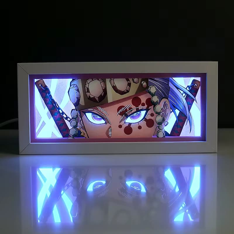Tengen Uzui Light Box zářící v modrém LED světle na bílém povrchu