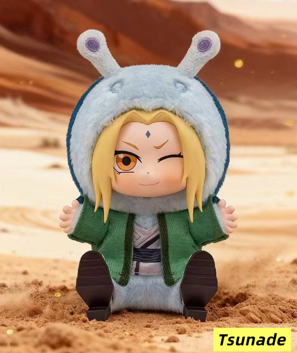 Figurine chibi de Tsunade, créature mignonne, vêtue d'un costume bleu clair, issue d'une boîte surprise de collection d'anime